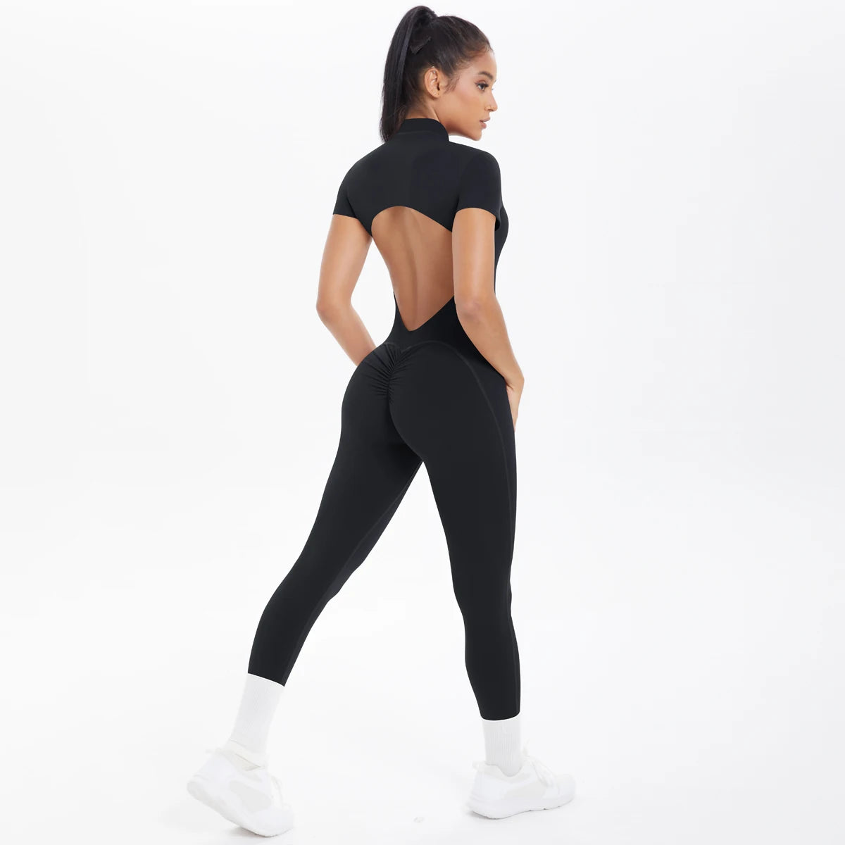 PERFORMANCE JUMPSUIT [OPEN-BACK FULBODY SUIT]