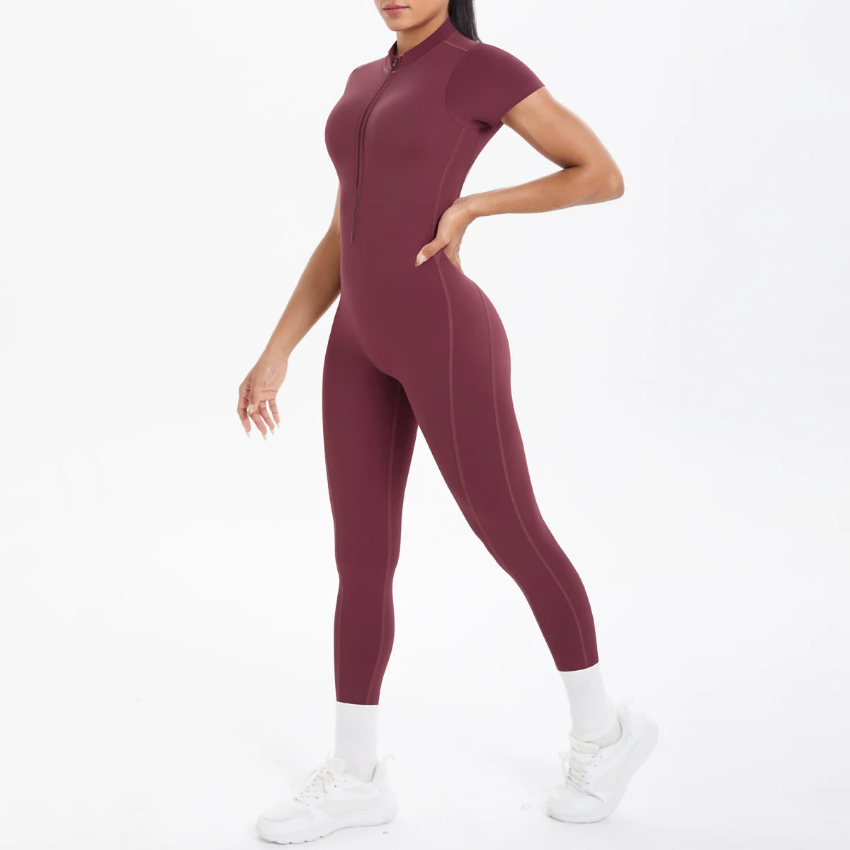 PERFORMANCE JUMPSUIT [OPEN-BACK FULBODY SUIT]