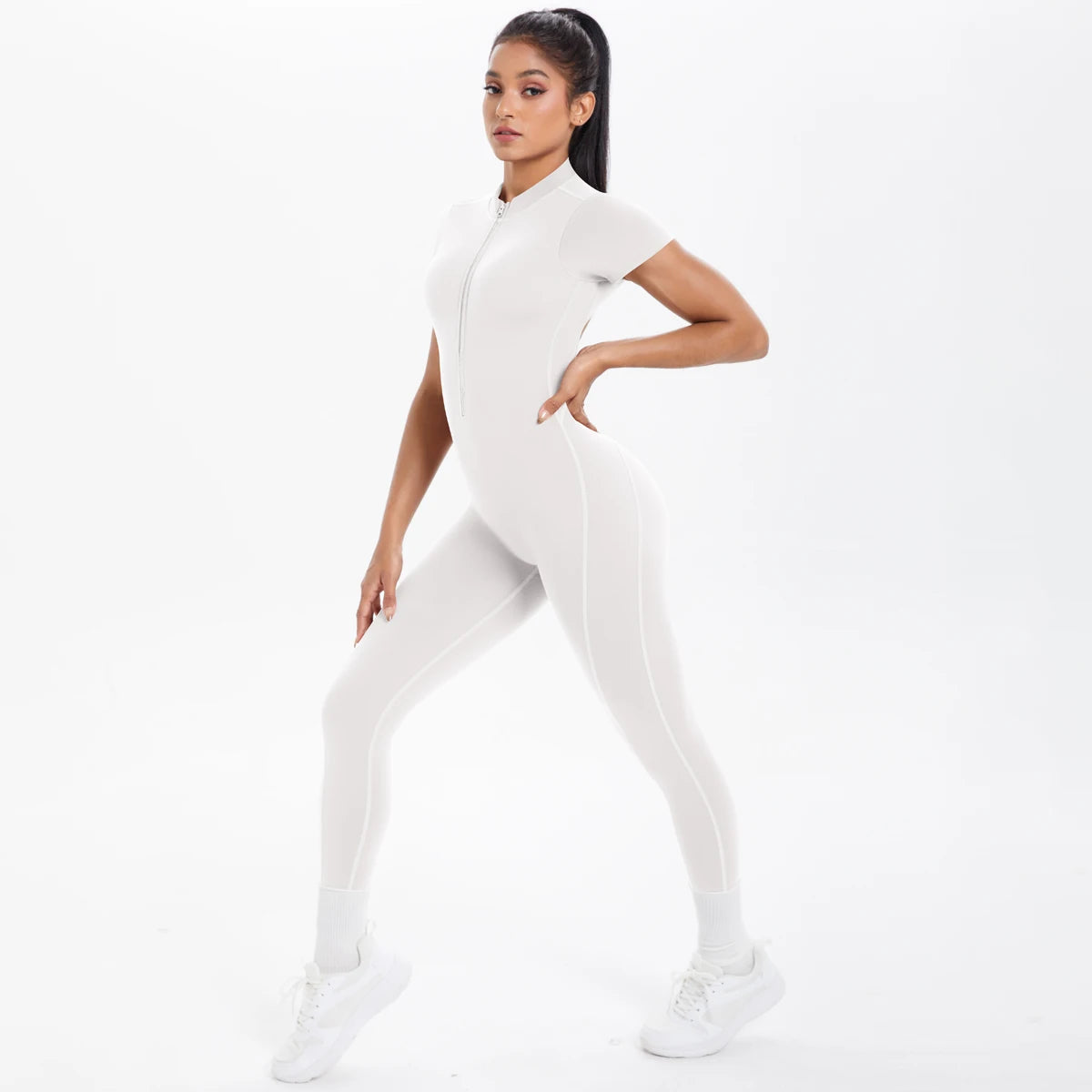 PERFORMANCE JUMPSUIT [OPEN-BACK FULBODY SUIT]
